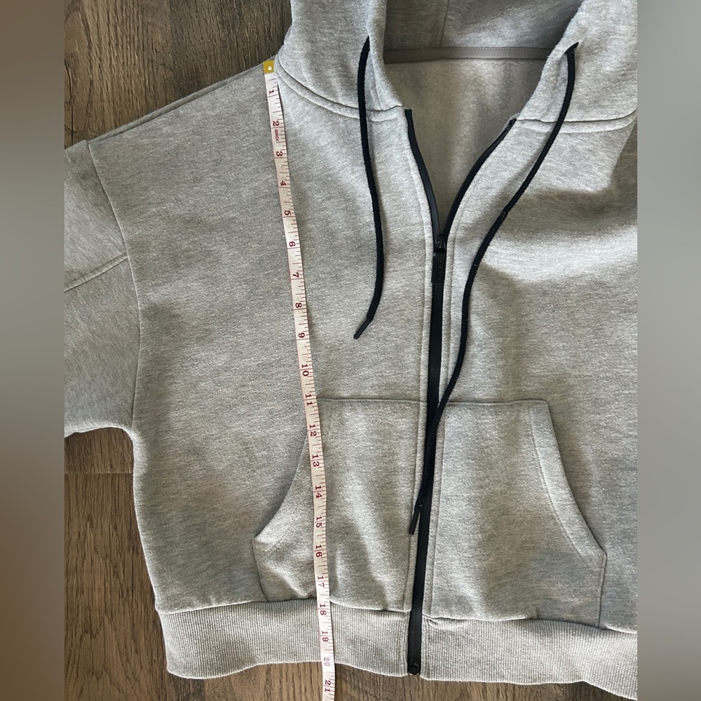Acta Cropped Jacket - Picture 5 of 8